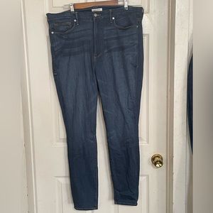 Good American Size 22 Good Waist Skinny Jean